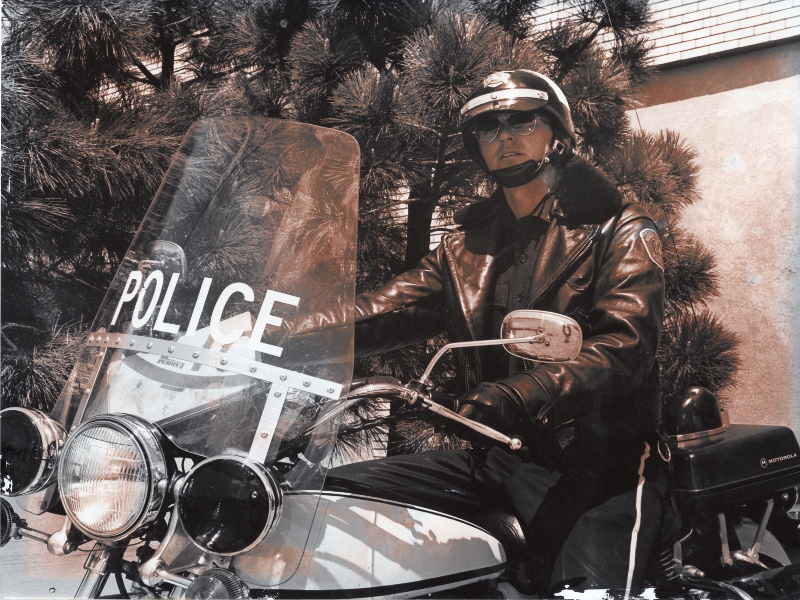 gary motorclyce police pic.jpg